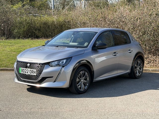 2022 PEUGEOT E-208