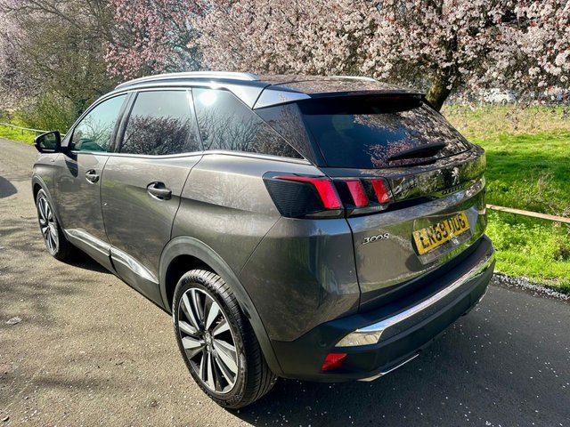 2019 PEUGEOT 3008 1.2 PureTech GT Line Premium SUV 5dr Petrol Manual Euro 6 (s/s) (130 ps) - Photo 11