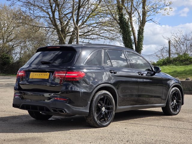 2016 Mercedes-Benz GLC - Photo 11