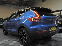 USED 2020 70 VOLVO XC40 1.5h T5 Twin Engine Recharge 10.7kWh R-Design Pro SUV 5dr Petrol Plug-in Hybrid Auto Euro 6 (s/s) (262 ps) 1 OWNER ONLY 8K HUGE SPEC A/C