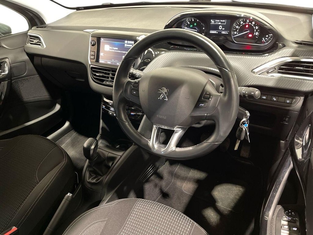 USED 2019 69 PEUGEOT 208 1.2 PureTech Tech Edition Hatchback 5dr Petrol Manual Euro 6 (s/s) (82 ps) IDEAL 1ST CAR - LOW MILES