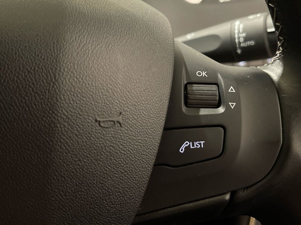 USED 2019 69 PEUGEOT 208 1.2 PureTech Tech Edition Hatchback 5dr Petrol Manual Euro 6 (s/s) (82 ps) IDEAL 1ST CAR - LOW MILES