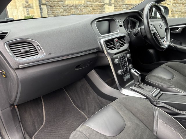 2018 Volvo V40 1.5L R-Design Nav Plus 5dr - Photo 12