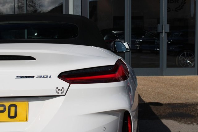 2021 BMW Z4 - Photo 8