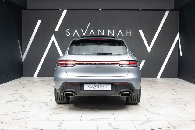 2023 PORSCHE MACAN - Photo 11