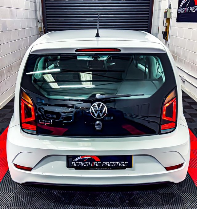 2021 VOLKSWAGEN UP! - Photo 12