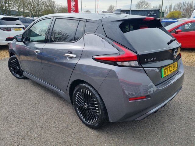 2022 NISSAN LEAF - Photo 8