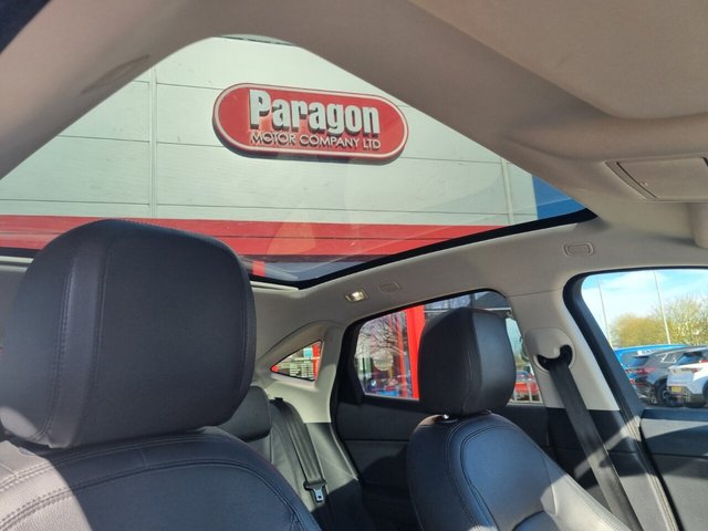 2018 JAGUAR E-PACE - Photo 3