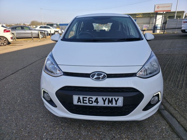 2014 HYUNDAI I10 1.2 Premium Hatchback 5dr Petrol Manual Euro 5 (87 ps) - Photo 3