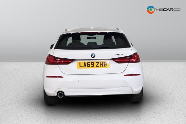 2020 BMW 1 Series - Photo 8