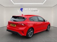 USED 2019 19 FORD FOCUS 1.5T EcoBoost ST-Line 5dr ** Apple CarPlay + Android Auto ** Heated Windscreen **