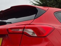 USED 2019 19 FORD FOCUS 1.5T EcoBoost ST-Line 5dr ** Apple CarPlay + Android Auto ** Heated Windscreen **