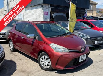 2015 TOYOTA VITZ