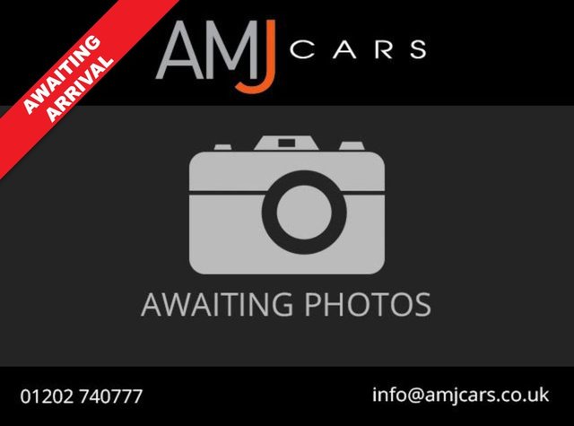 2015 TOYOTA VITZ 1.0 Automatic Petrol Hatchback Red 5dr