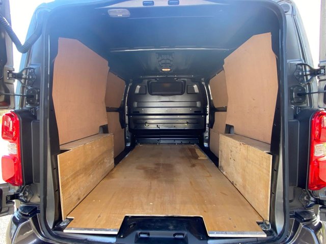 2023 VAUXHALL VIVARO - Photo 10