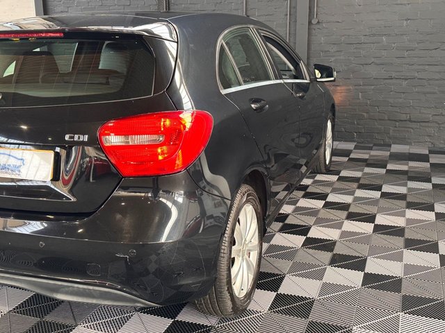 2014 Mercedes-Benz A-CLASS - Photo 9