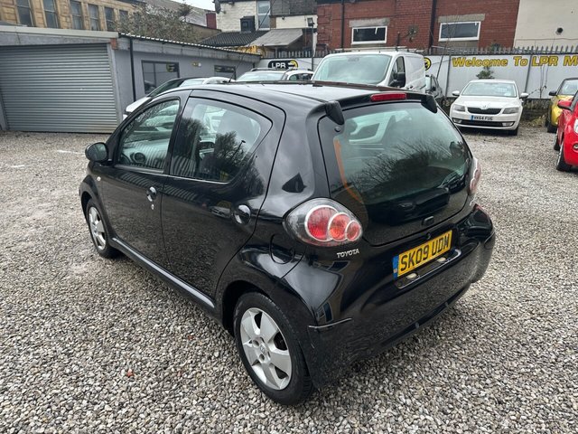 2009 TOYOTA AYGO 1.0 VVT-i Black Hatchback 5dr Petrol Manual Euro 4 (AC) (67 bhp) - Photo 9