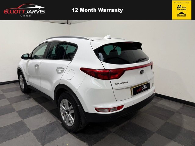 2017 KIA SPORTAGE 1.7 CRDi 2 SUV 5dr Diesel Manual Euro 6 (s/s) (114 bhp) - Photo 4