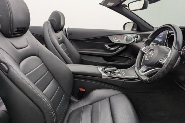 2017 Mercedes-Benz C-Class 2.1L Amg Line 2dr - Photo 3