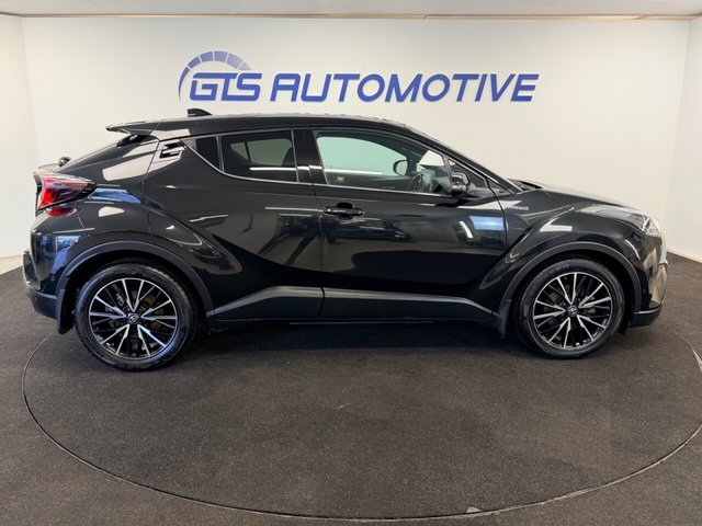 2019 TOYOTA C-HR - Photo 5