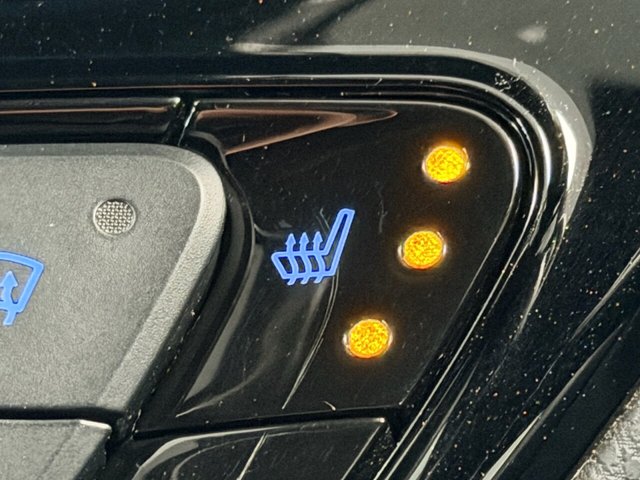 2019 TOYOTA C-HR - Photo 12