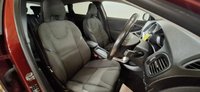 USED 2015 15 VOLVO V40 CROSS COUNTRY 2.0 D3 SE Hatchback 5dr Diesel Auto Euro 6 (s/s) (150 ps) Automatic, Winter Pack, Service History