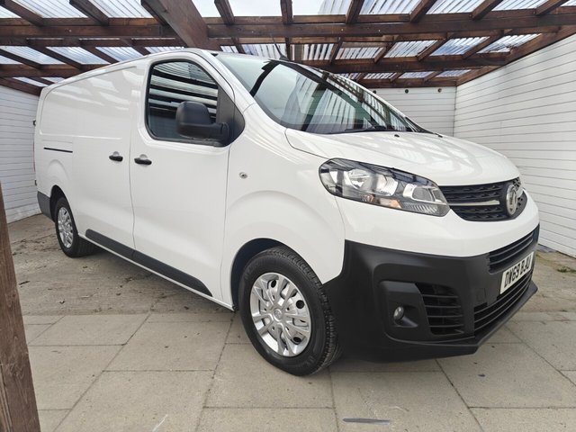 2020 VAUXHALL VIVARO - Photo 7