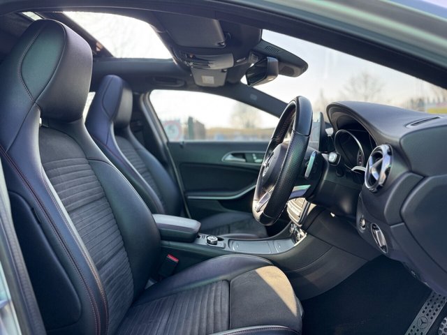 2017 Mercedes-Benz Gla 2.1L Amg Line 5dr - Photo 9