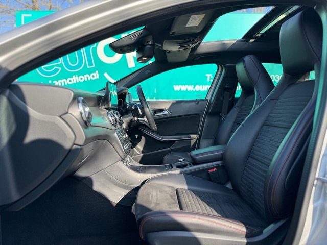 2017 Mercedes-Benz Gla 2.1L Amg Line 5dr - Photo 12