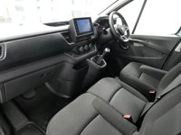 USED 2023 72 RENAULT TRAFIC 30 2.0 BLUEDCI 150 BHP LL LONG SPORT CREWCAB 6 SEATER 6 SEATS | LL LONG | 150 BHP | SAT NAV