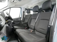 USED 2023 72 RENAULT TRAFIC 30 2.0 BLUEDCI 150 BHP LL LONG SPORT CREWCAB 6 SEATER 6 SEATS | LL LONG | 150 BHP | SAT NAV