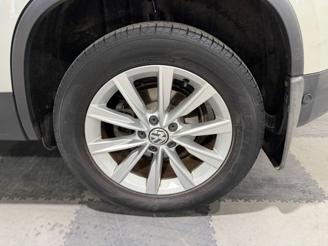 2013 VOLKSWAGEN TIGUAN 2.0 TDI BlueMotion Tech SE SUV 5dr Diesel DSG 4WD Euro 5 (s/s) (140 ps) - Photo 7