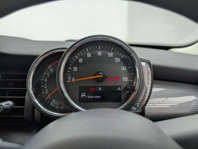 USED 2018 18 MINI HATCH 1.5 Cooper 3dr CLICK & COLLECT/ HOME DELIVERY