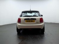 USED 2018 18 MINI HATCH 1.5 Cooper 3dr CLICK & COLLECT/ HOME DELIVERY