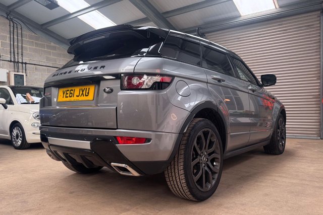 2011 Land Rover RANGE ROVER EVOQUE - Photo 11