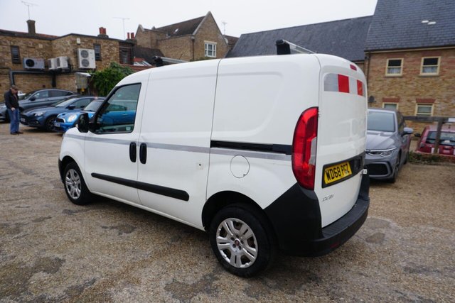 2018 (68) FIAT DOBLO - Photo 8