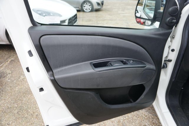 2018 (68) FIAT DOBLO