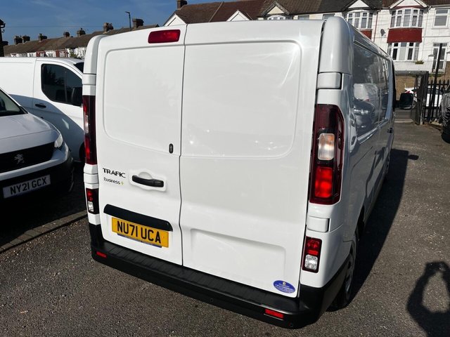 2021 RENAULT TRAFIC - Photo 9