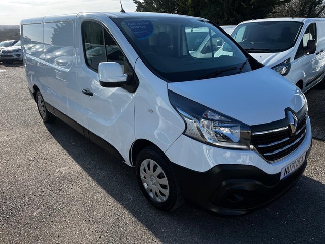 2021 RENAULT TRAFIC - Photo 2