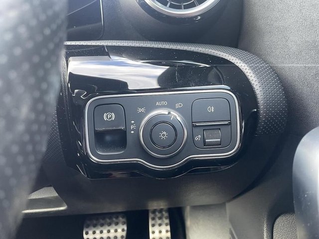 2019 Mercedes-Benz A-CLASS - Photo 10