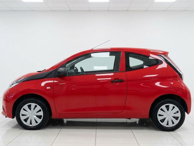 2017 Toyota Aygo 1L X 3dr - Photo 2