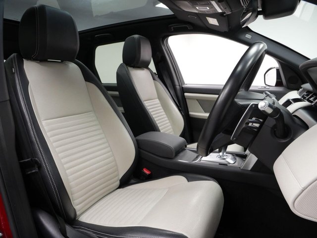 2021 Land Rover DISCOVERY SPORT - Photo 4