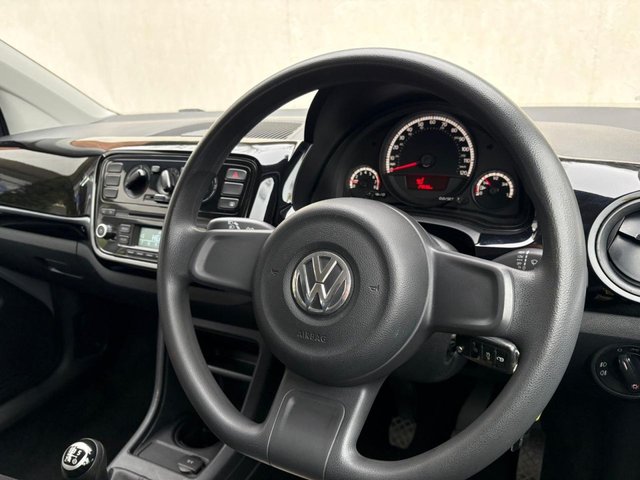 2013 VOLKSWAGEN UP! 1.0 Move up! Hatchback 3dr Petrol Manual Euro 5 (60 ps) - Photo 11