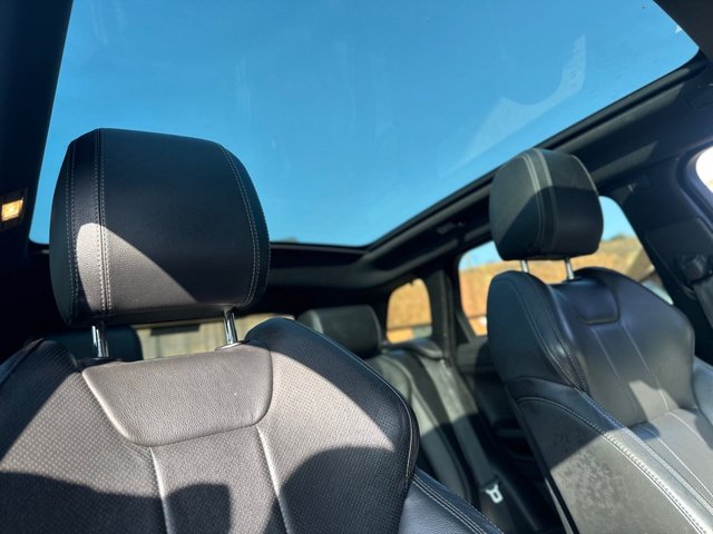 View our LAND ROVER RANGE ROVER EVOQUE
