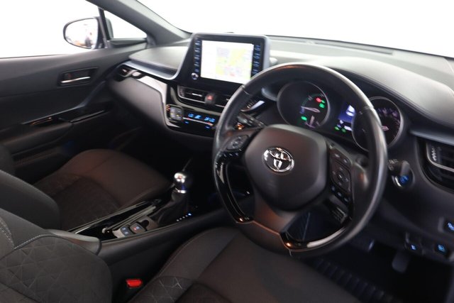 2020 Toyota C-HR - Photo 11