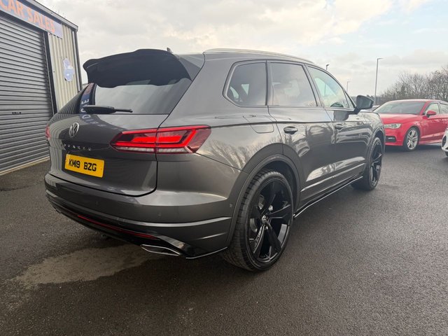 2019 VOLKSWAGEN TOUAREG - Photo 3