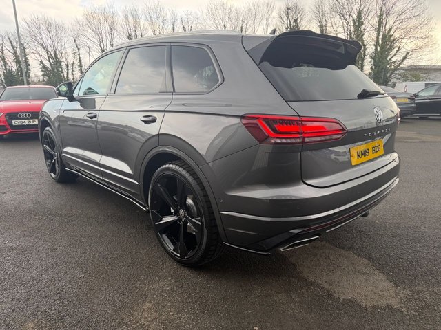 2019 VOLKSWAGEN TOUAREG - Photo 5