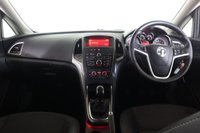 USED 2013 13 VAUXHALL ASTRA 2.0 CDTi SE Sports Tourer 5dr Diesel Manual Euro 5 (s/s) (165 ps) FM Radio, Parking Sensors,