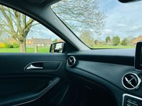 USED 2018 68 MERCEDES-BENZ GLA 1.6 GLA200 SE SUV 5dr Petrol Manual Euro 6 (s/s) (156 ps) LOW MILES+LEATHER++ULEZ