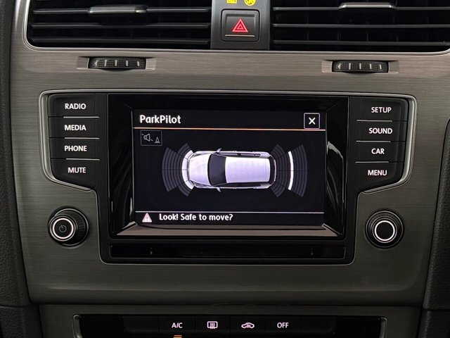 2015 VOLKSWAGEN GOLF 1.4 TSI BlueMotion Tech Match Hatchback 5dr Petrol Manual Euro 5 (s/s) (122 ps) - Photo 3